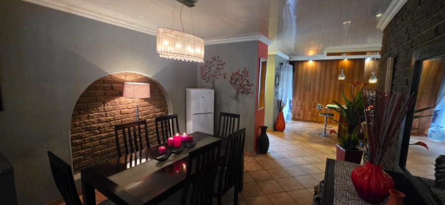 3 Bedroom Property for Sale in Flimieda North West